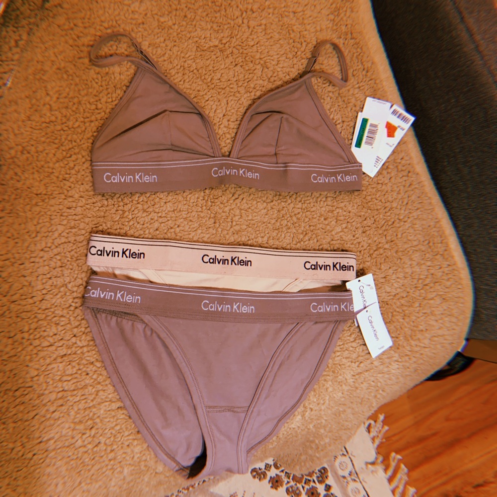 ✨NEW✨3 pc. s e t c a l v i n b u n d l e • - Picture 3 of 6